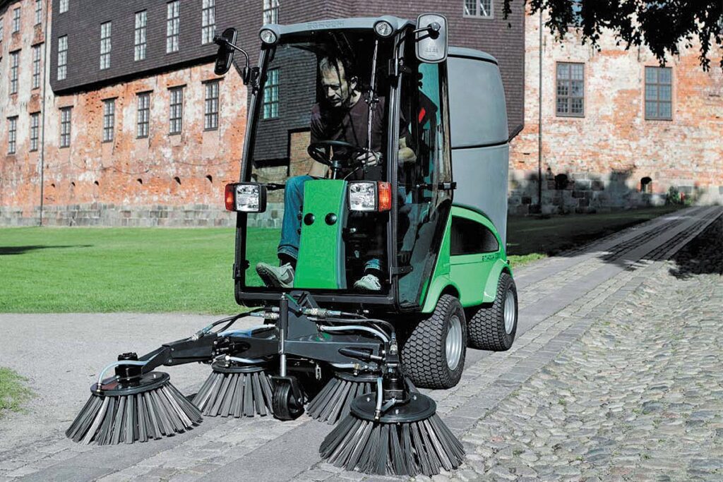 Euromec Powerflex 2260 Street Sweeper